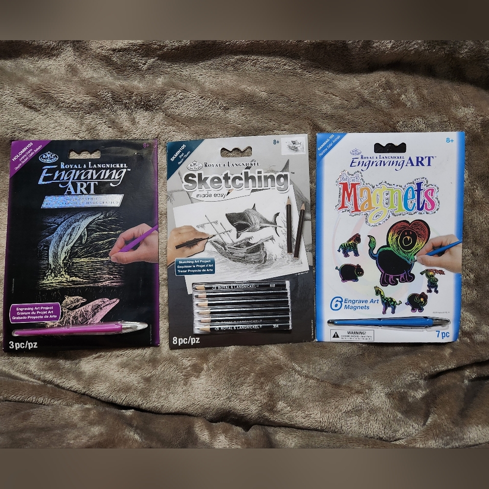 Set of 3 art sets